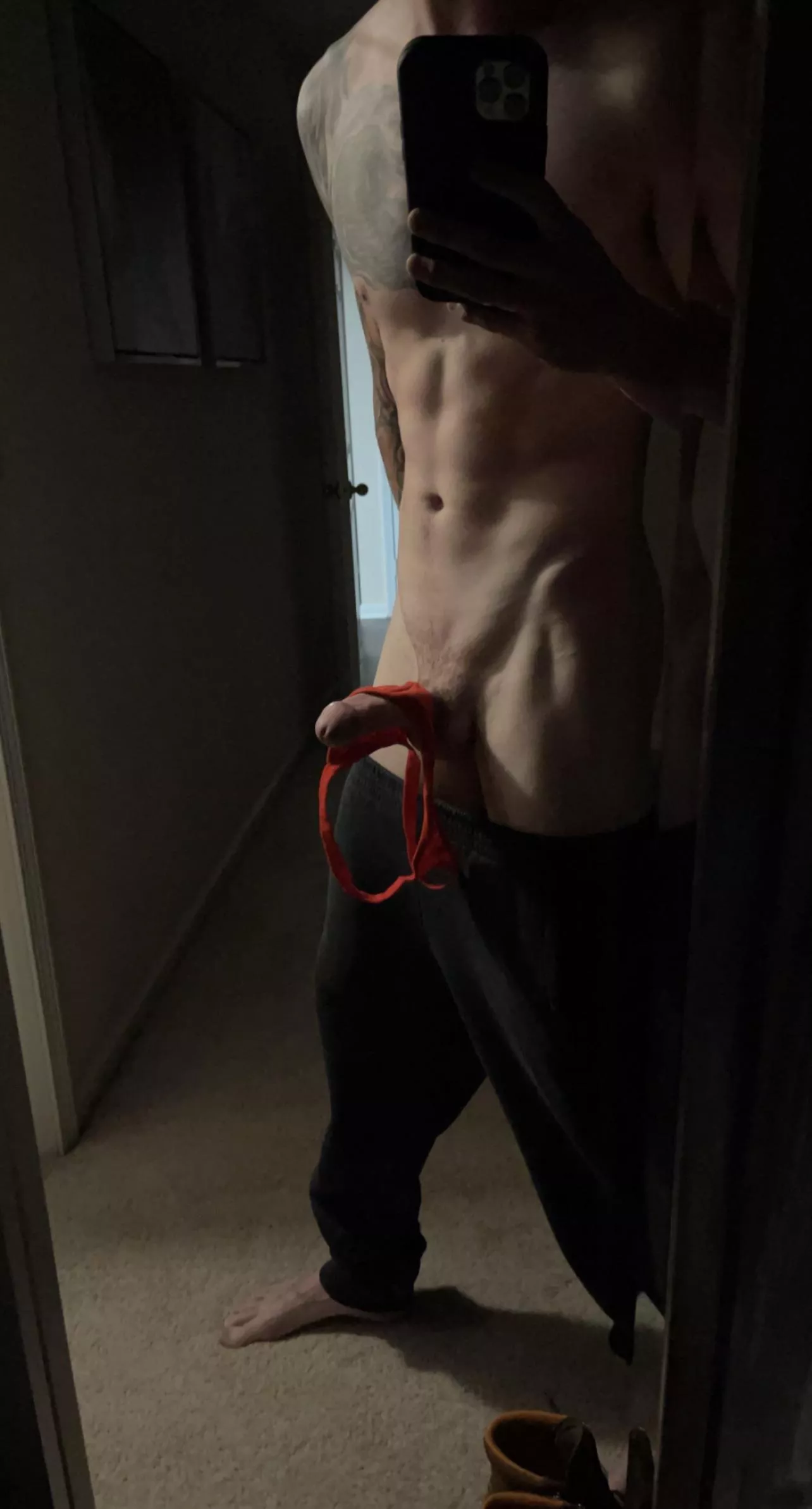 Happy Valentine’s Day!! ❤️ Will you be my next trophy?? 🏆😜