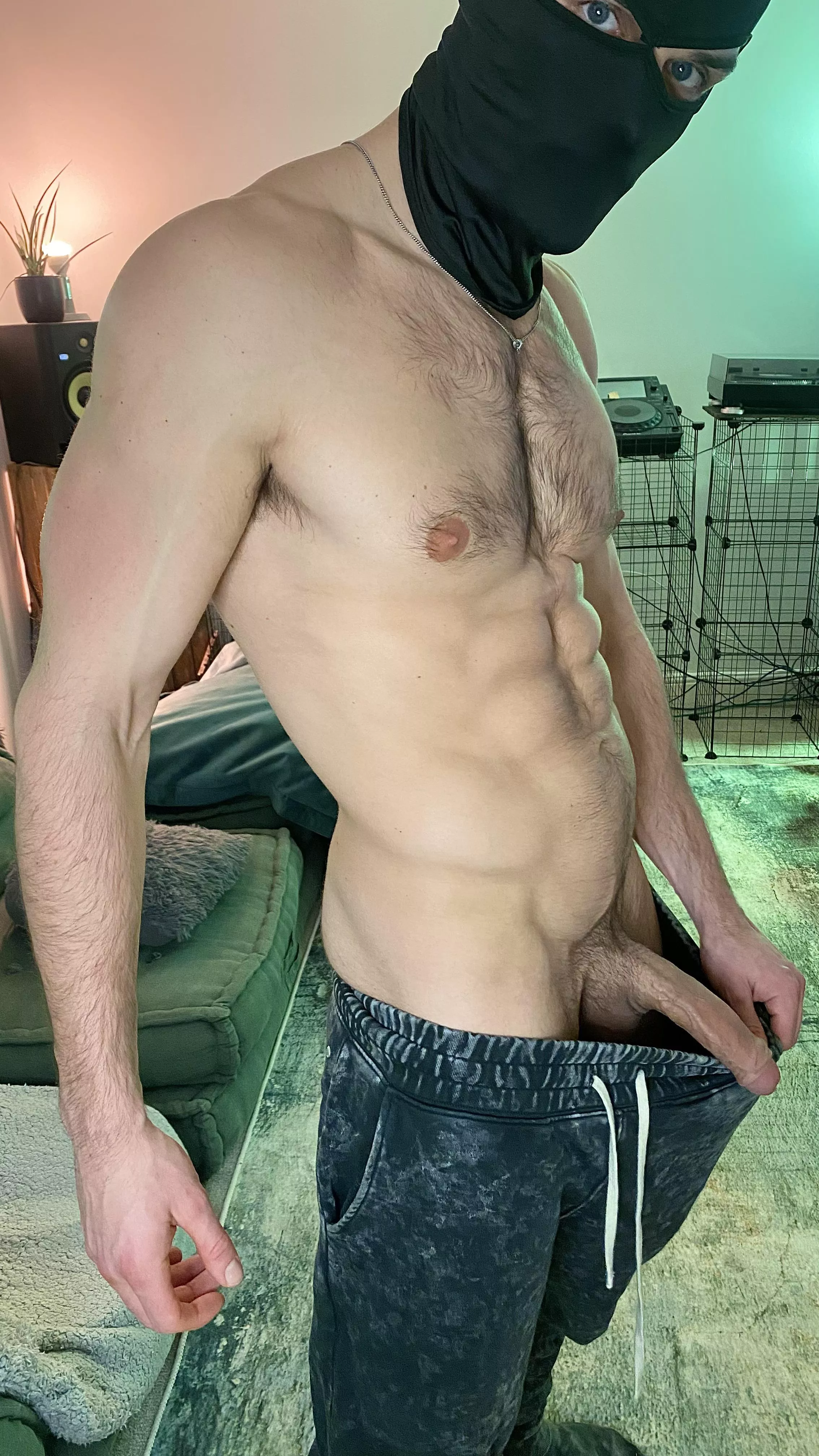 🥷🤍 Happy V-Day, from Mr Steal-Ur-Man