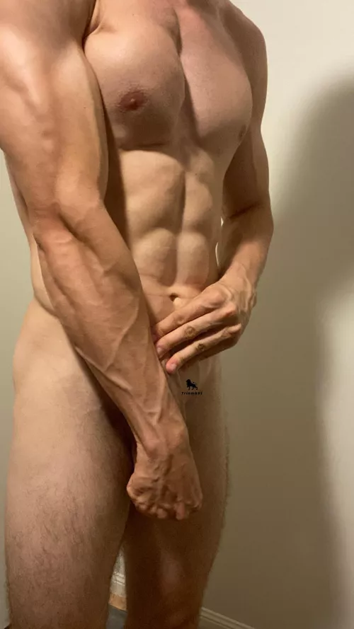 Hard to know where the veins stop and the others begin 🤷♂️ 😏