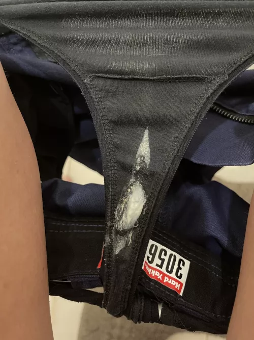 Hard work cream panties๐