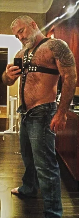 harness and denim (x-post r/LeatherDaddies)