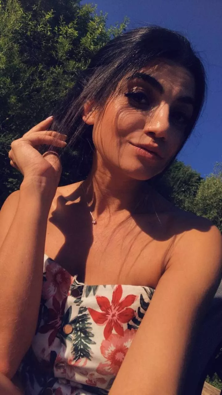 Have a nice day, honey💋 My husband will leave for work soon and you and I can have a hot fling😈 Have a nice day, honey💋 My husband will leave for work soon and you and I can have a hot fling😈