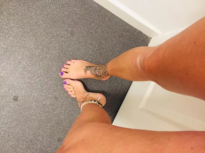 Have a wonderful day Feet Lovers ππβ€οΈβ€οΈ