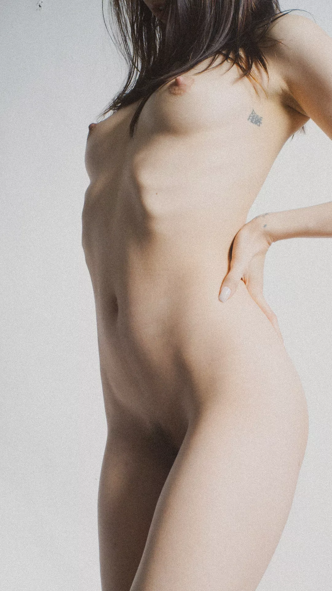 have a wonderful night, you artists and art lovers !