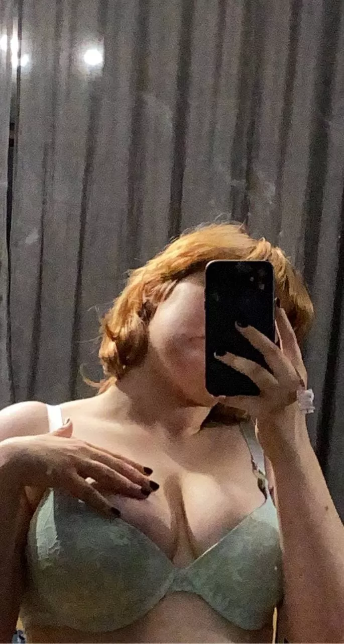 Have I pull of bra? 😈