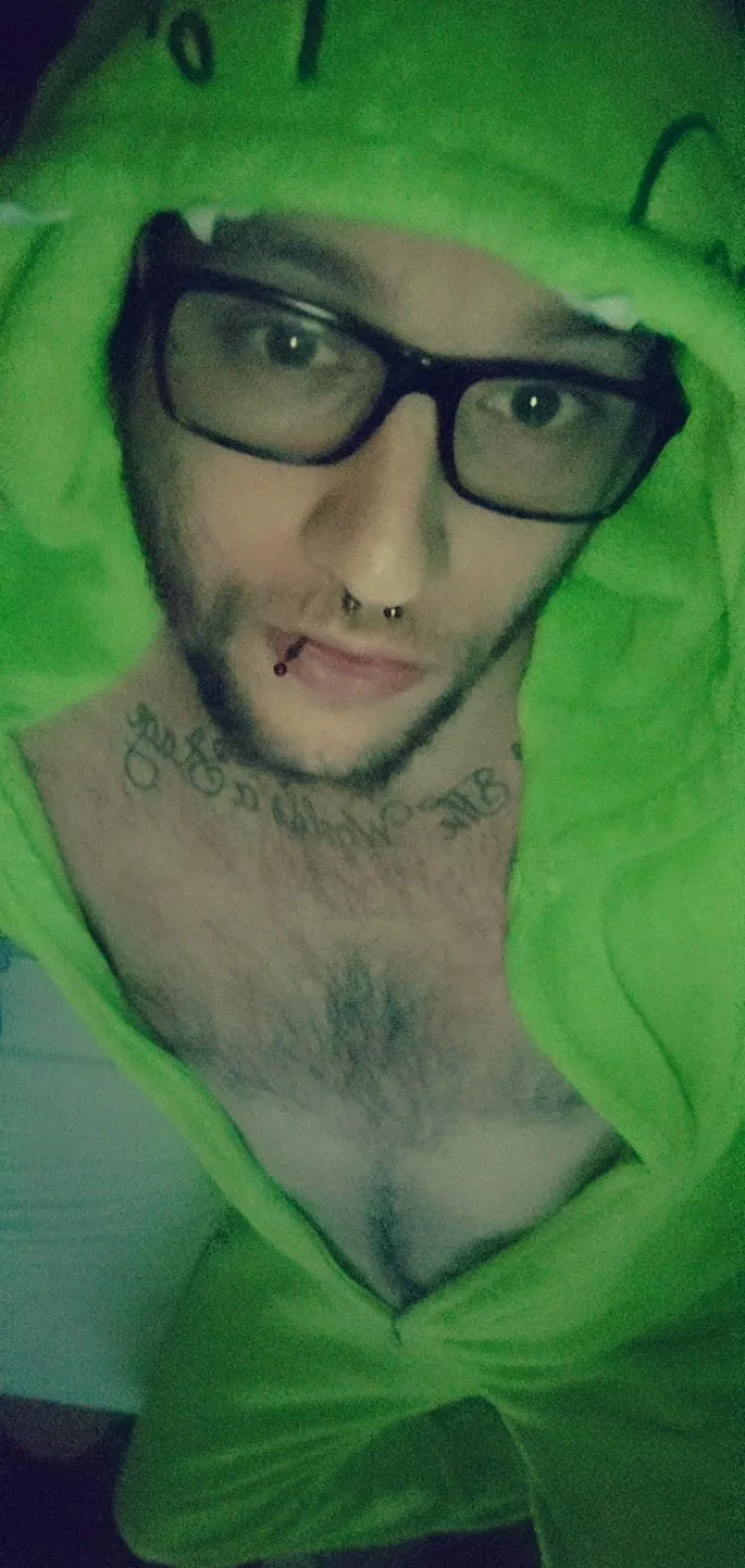 Have no fear Reptar's here 28 m mi where's my player 2 on my PS5 🥺👉🏻👈🏻