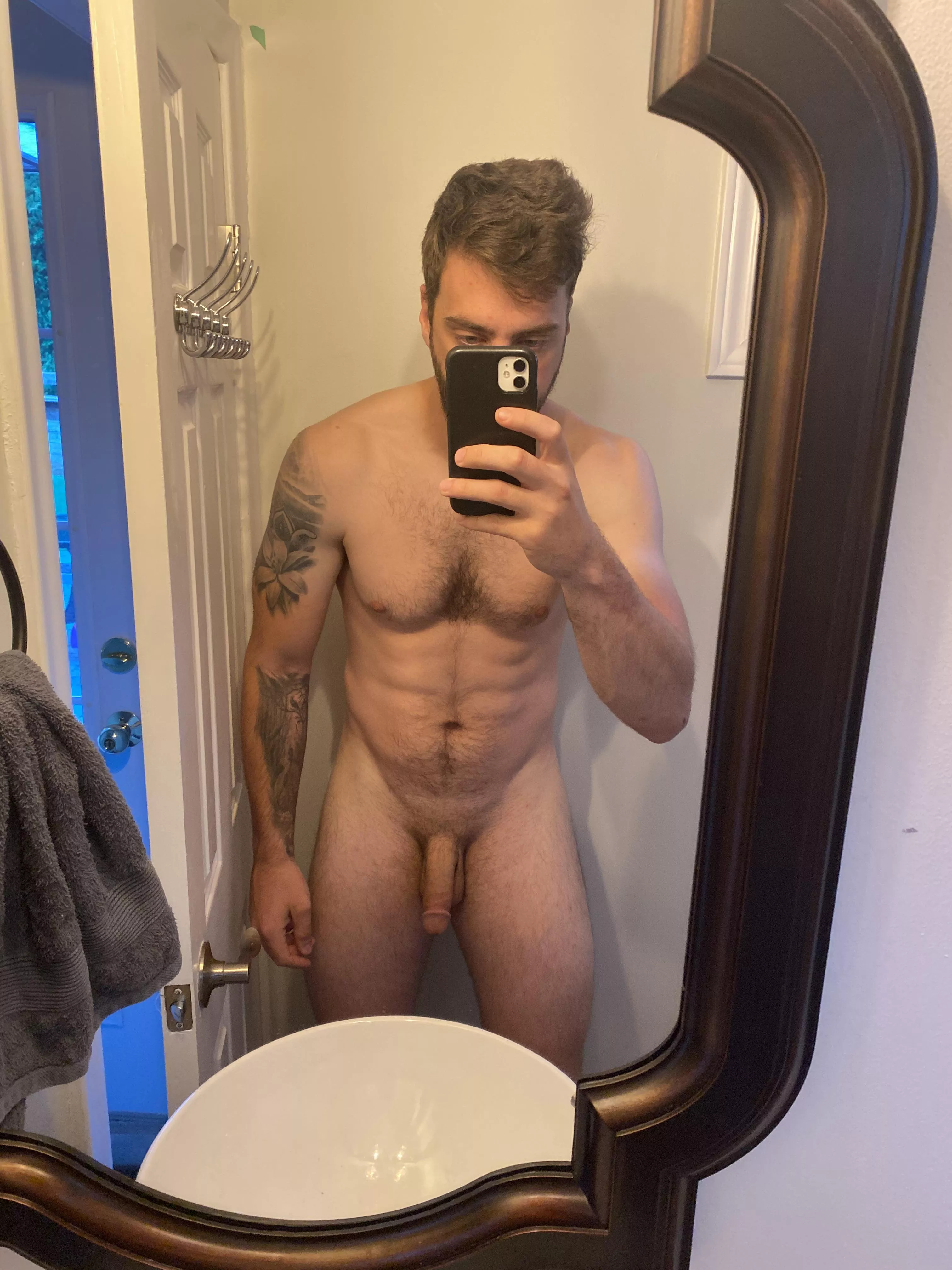 Have to work hard for this dilf body Have to work hard for this dilf body