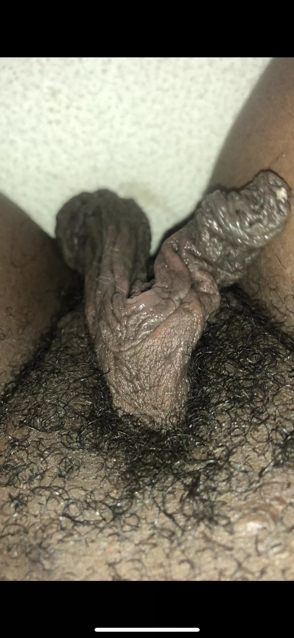 Have you ever seen lips like mine? Would you fuck me?