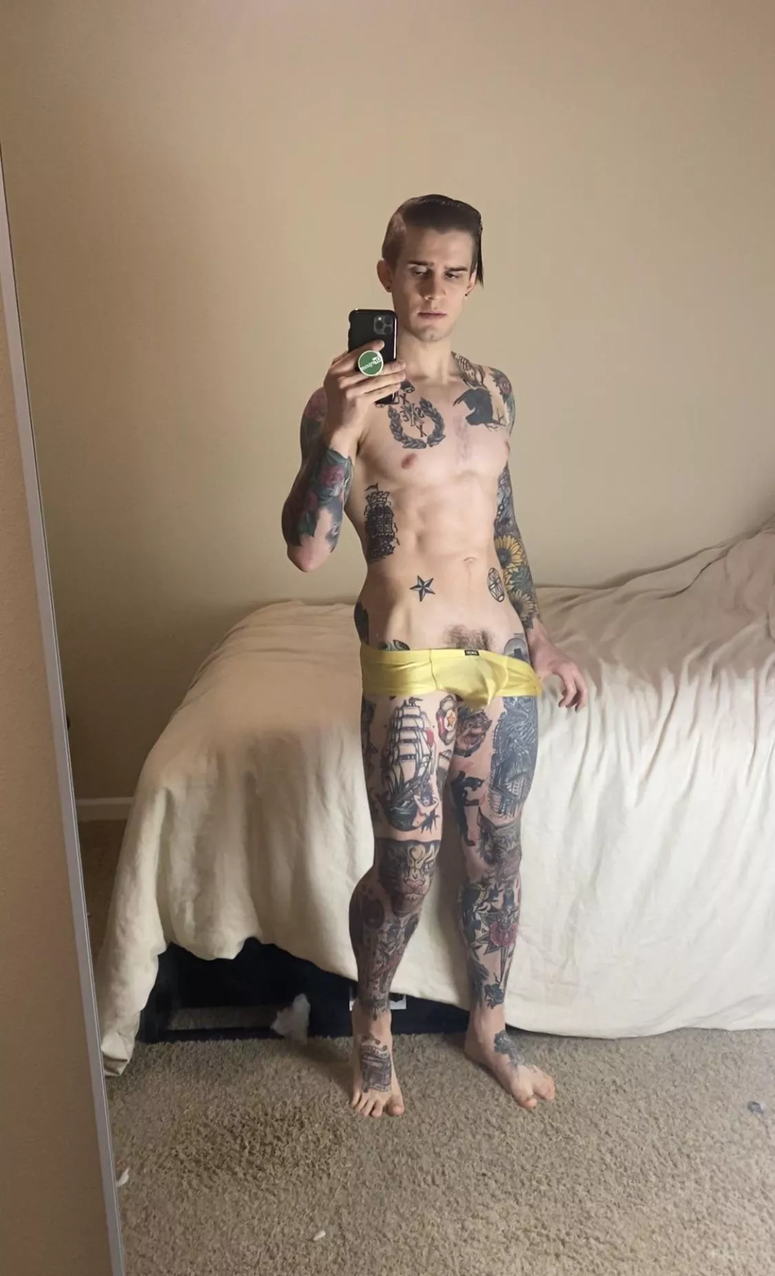 Having a golden time💛