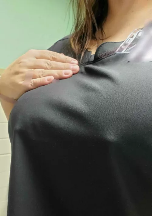 having a hard day at work today lol (f)