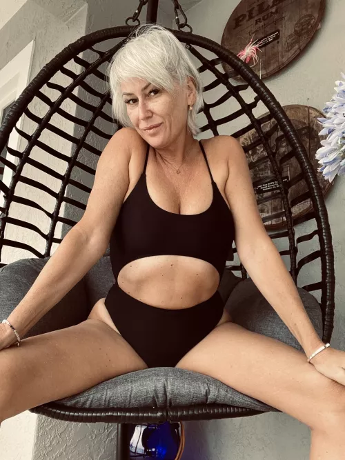 Having a little swing 😘