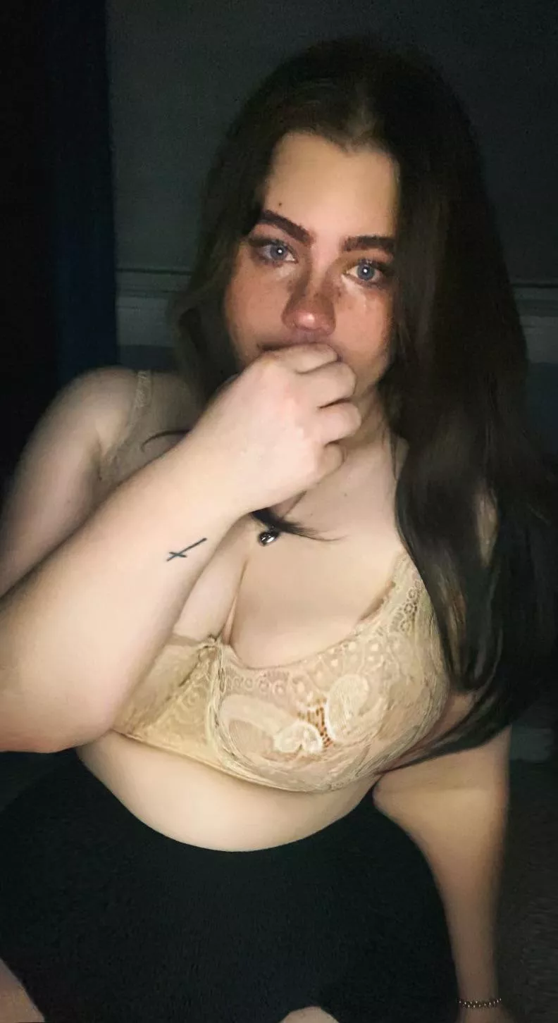 Having a tough day 😔 Help me put a smile back on my face…? ❤️ Having a tough day 😔 Help me put a smile back on my face…? ❤️