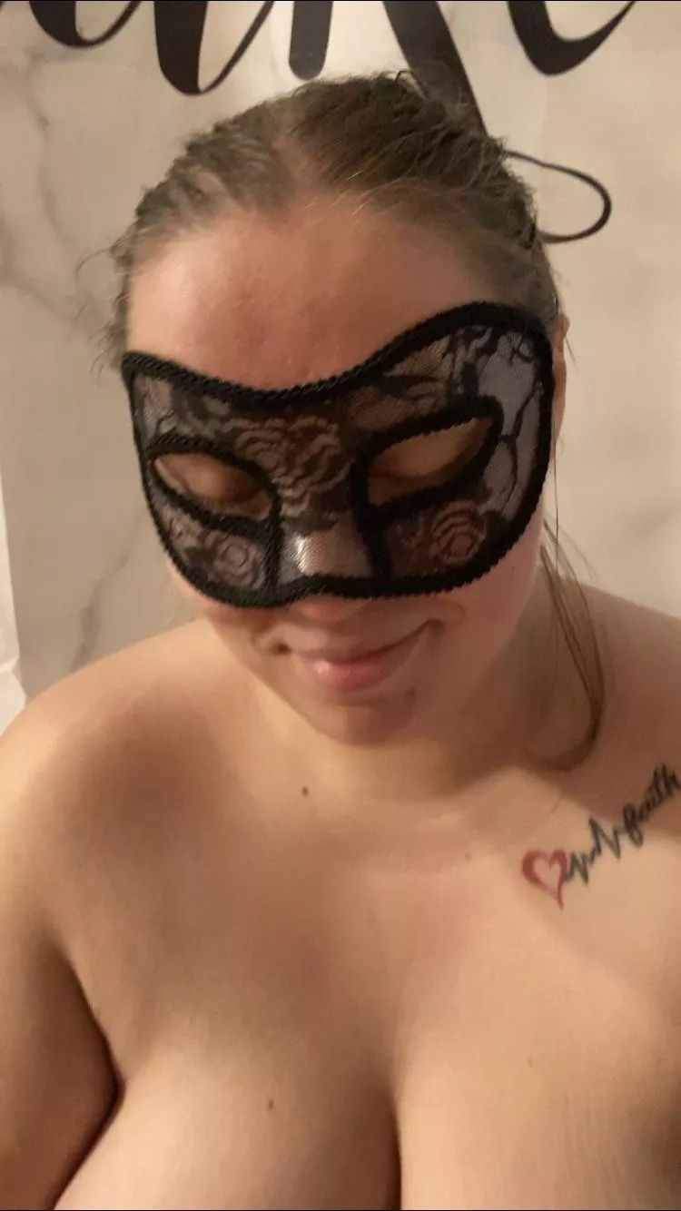 Having some fun tonight ๐ Cum & join me on my page! Link in comments ๐ Having some fun tonight ๐ Cum & join me on my page! Link in comments ๐