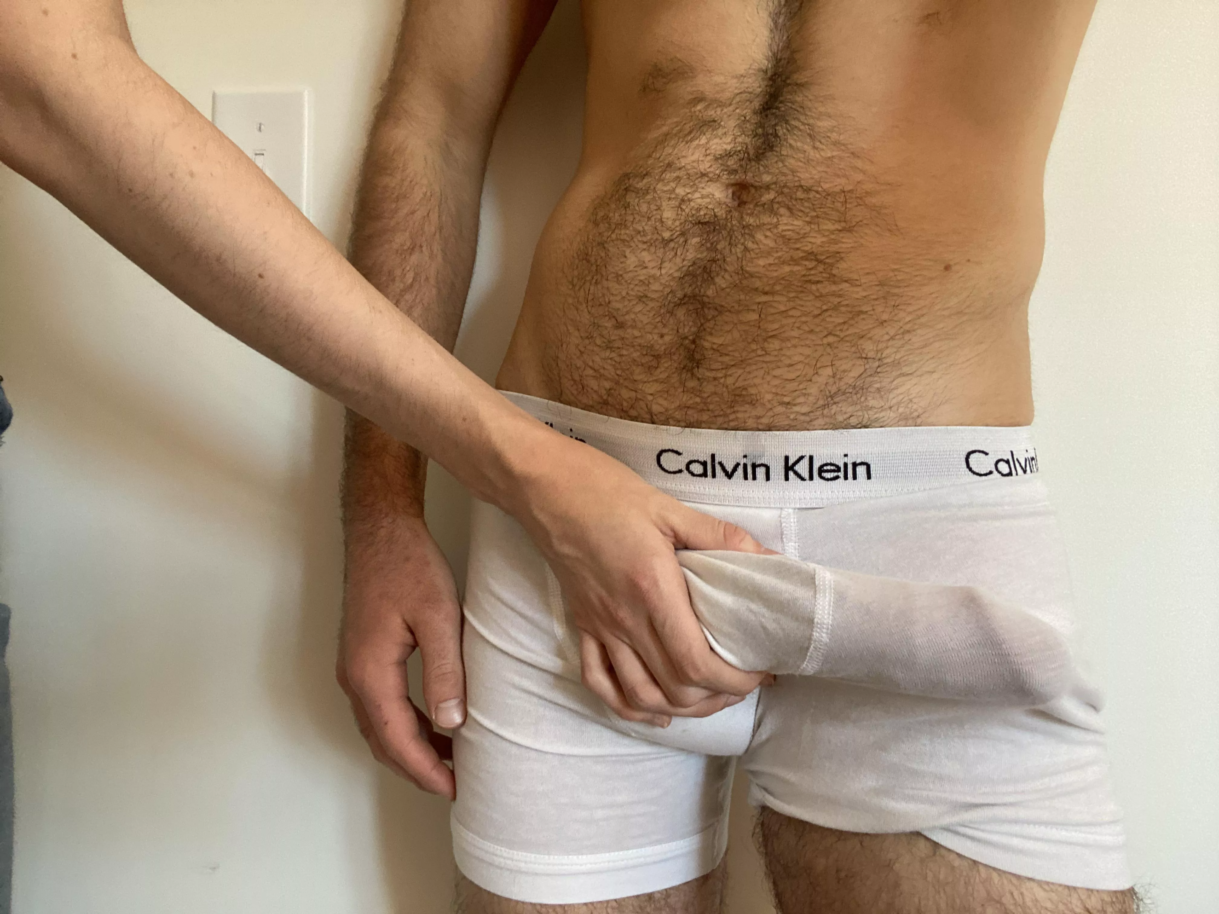 He doesn’t fit in my hands 😳