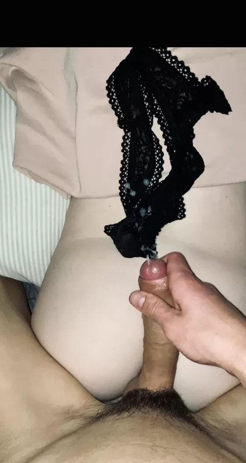 He pulled out to cum on my wet panties
