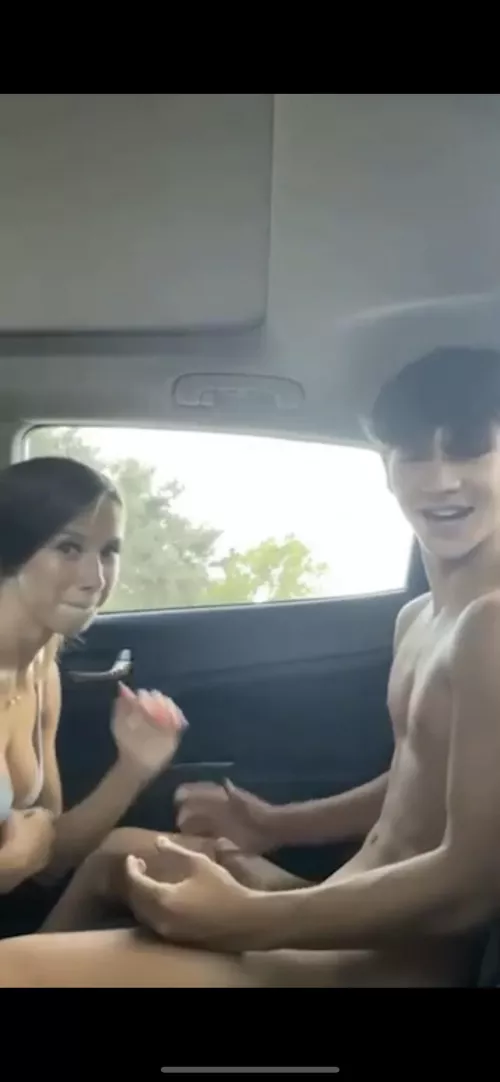 heard there was a mega of this girl marianna orlovsky, anyone have it or more of her?