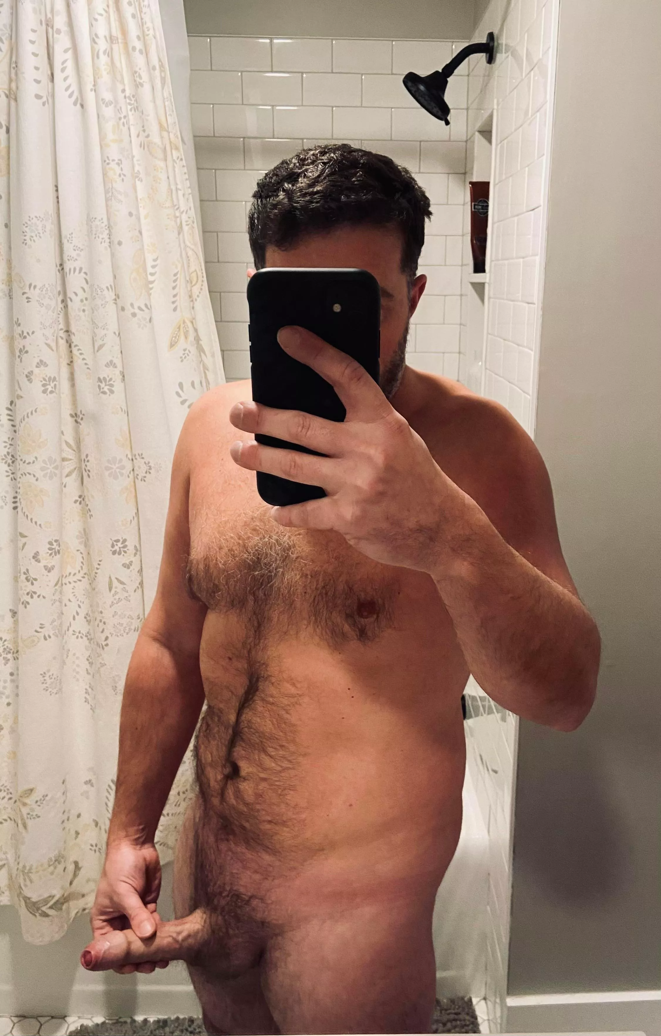 Heard you boys might like hairy uncut dom dads?