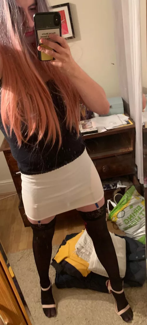 Heels make me so slutty 🤤