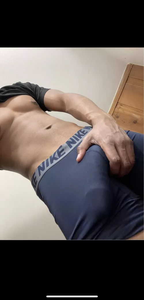 Hello 😏