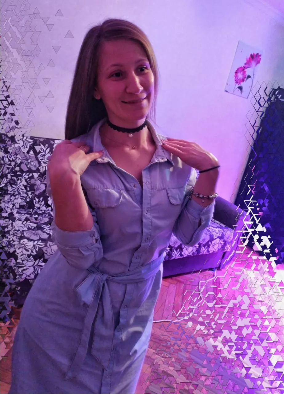 Hello everyone 🤗 How are you? I haven't been here for a long time. I was in Poland and then I got covid. Oh, how annoying and painful. Take care of yourself 🤗 don't get sick!