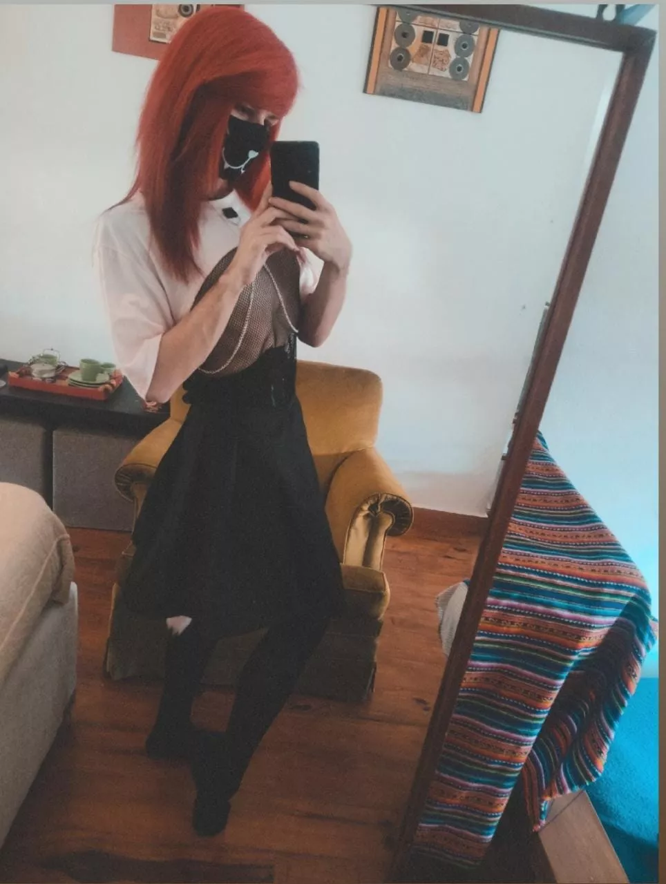 Hello! I was thinking latetly about acepting part of my body that are not femme or androgynous. Personaly the size of my chest and ribs bothers me a lot and Idk if I can do anything about it.Any advice? have anyone felt the same? (pls, is not my intentio