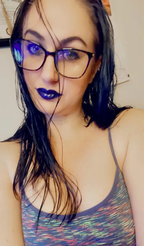 Hello my babies π Cum play π₯° Fat ass π Big titties ππ these eyes tho. π Older woman βΊοΈ Thicc ππ½ββοΈ Requests and exclusive content $$$ π° links in bio and below bb. I have some panties I need to sell, theyβre too tigh