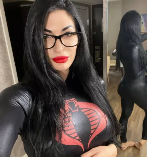 Hello my Dominant is seeking for a submissive sissy slave to serve,used and get owned by me Kik goddesss122