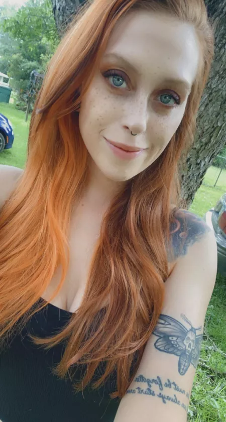 hello my ginger-lovin friends 💕 how’s everyone’s night going?