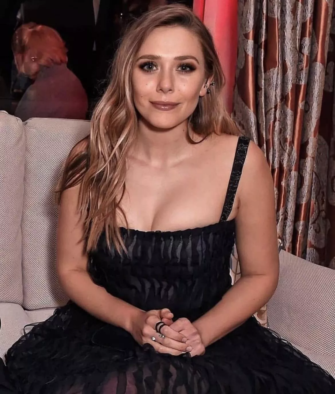 Help me cum for Elizabeth Olsen