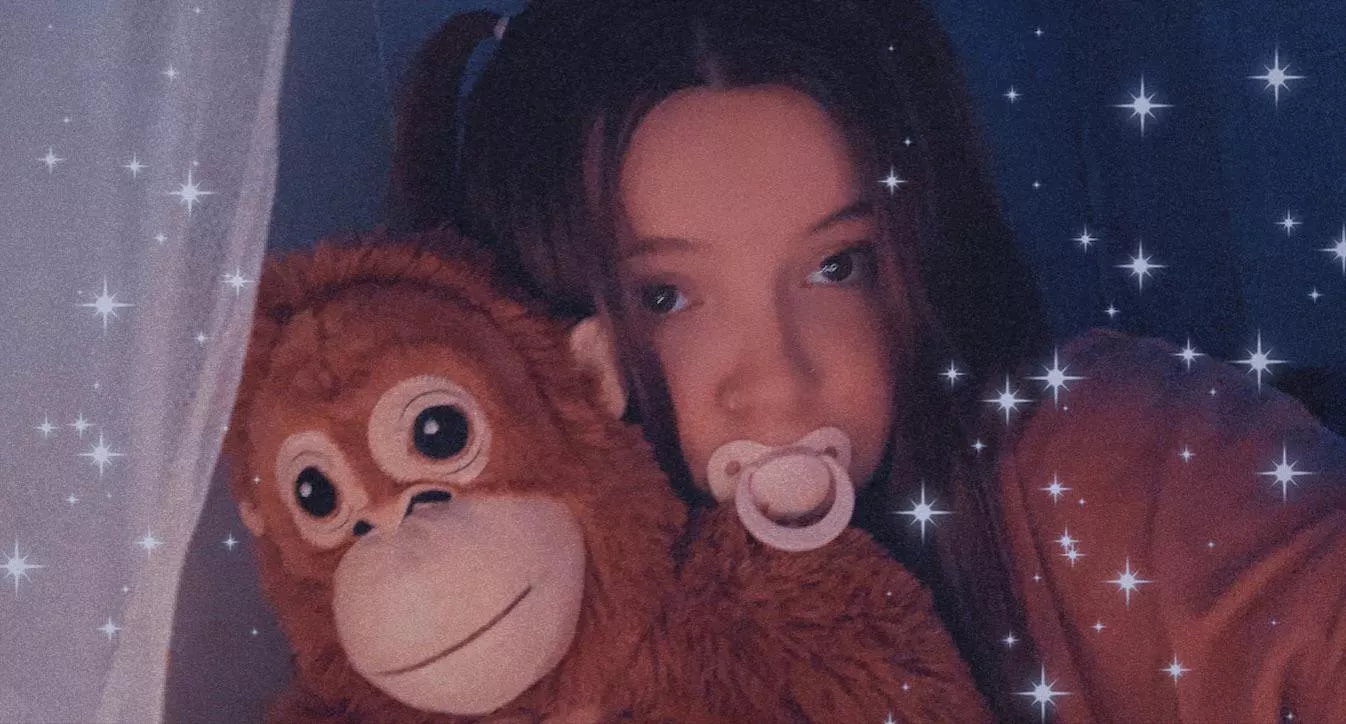 HELPPP my new stuffie needs a name!! 🥺