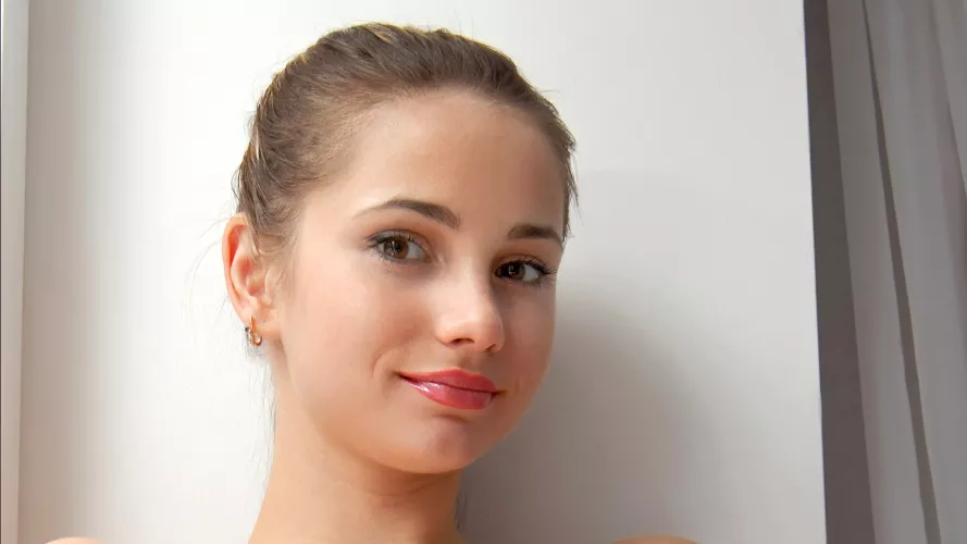 her perfect face 😍