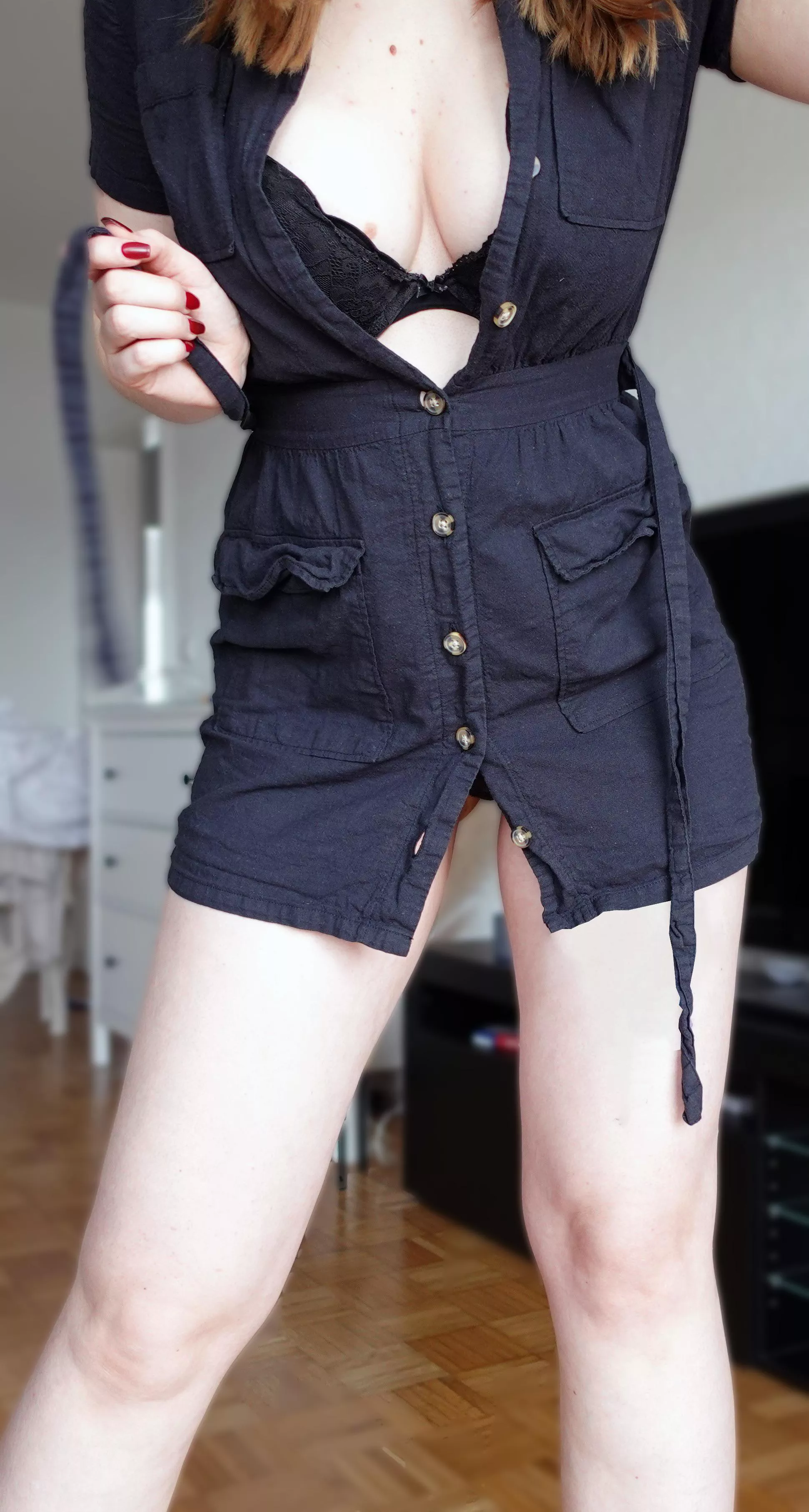 Here to show you my dress 😏