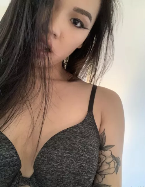 Here…daddy wins. Face reveal. 🥵 facial? 🍆💦