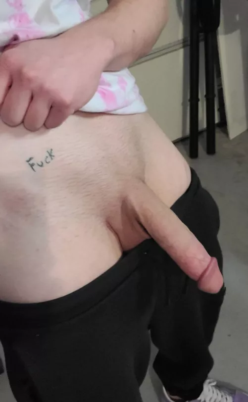 Here's a mid workout pic