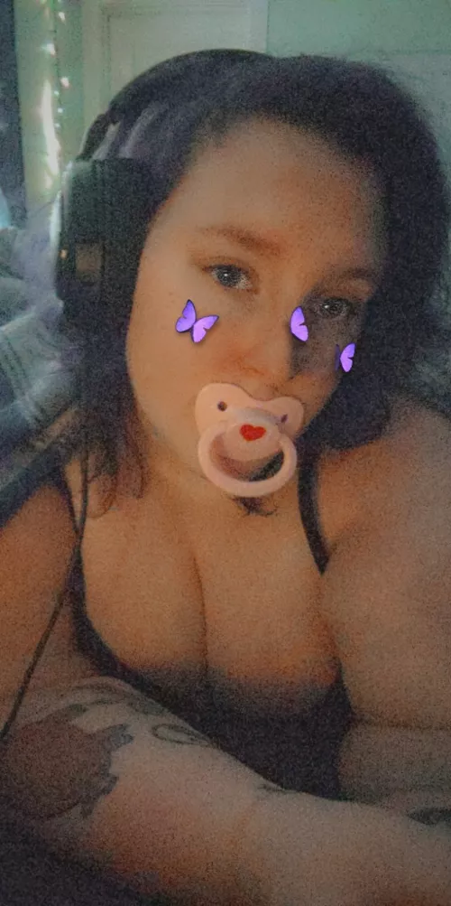 Here's another of my new Pacies!