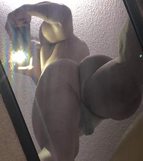 Here’s my thonged up muscle ass for you