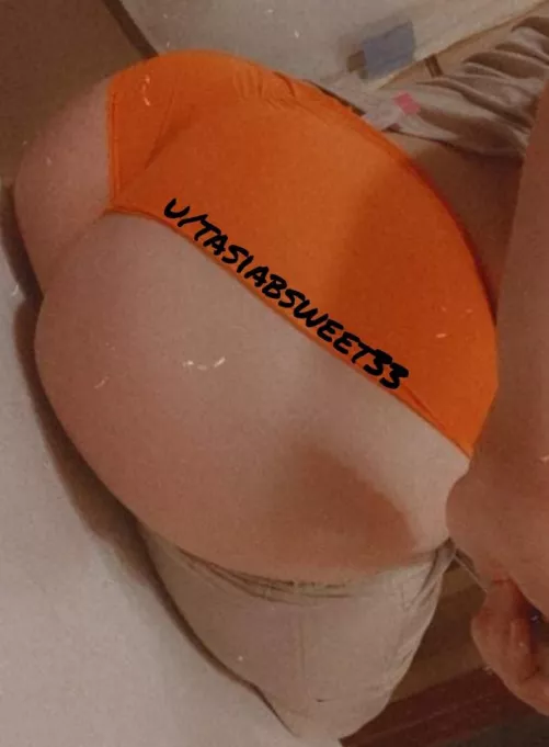 Here's some nurse booty baby