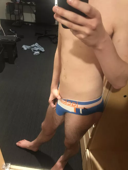 hey ;)