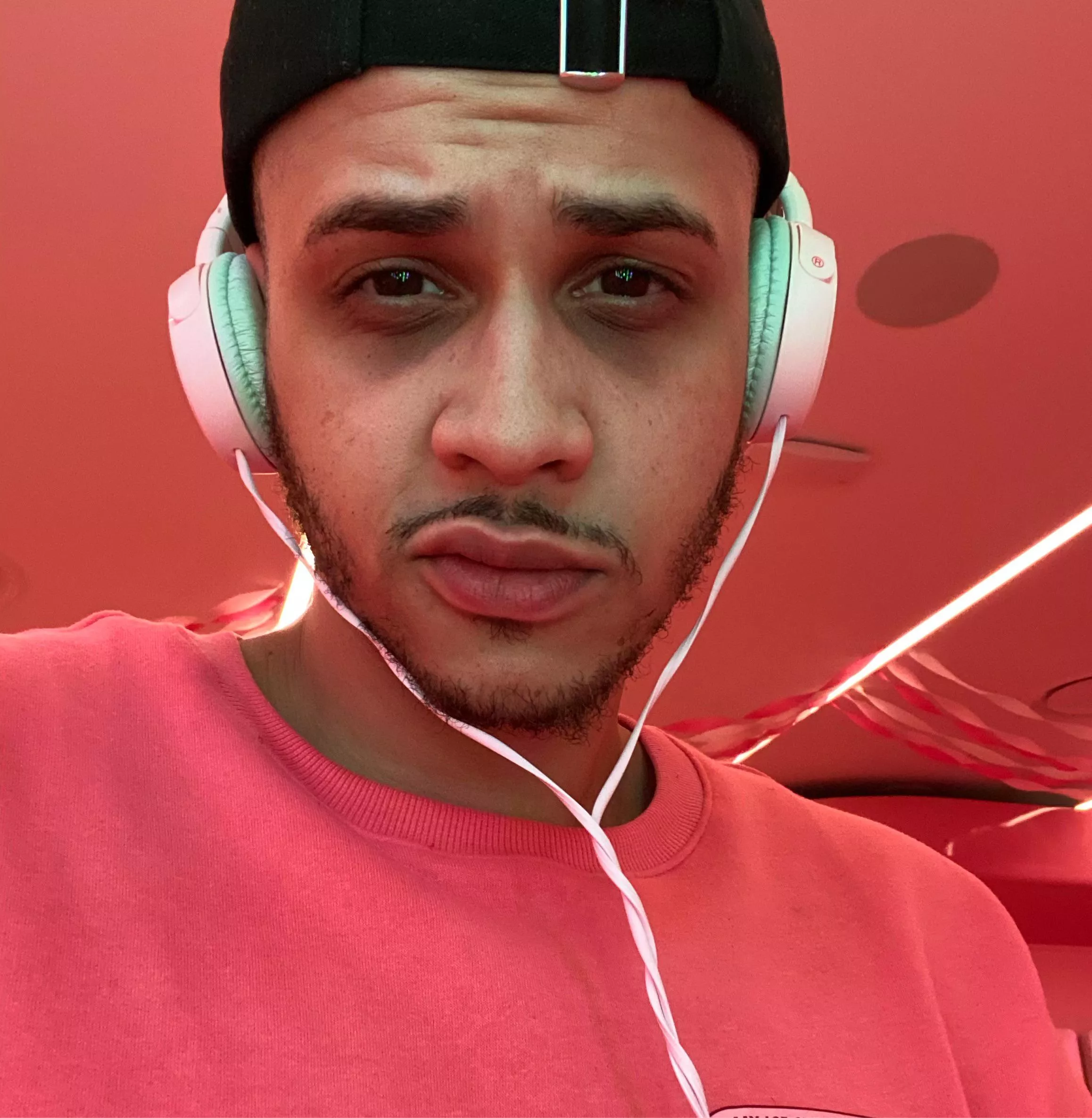 Hey all so I started playing ffxiv and naturally idk what I’m doing haha. If anyone wants to play and he’ll me out a bit comment or msg Plz!