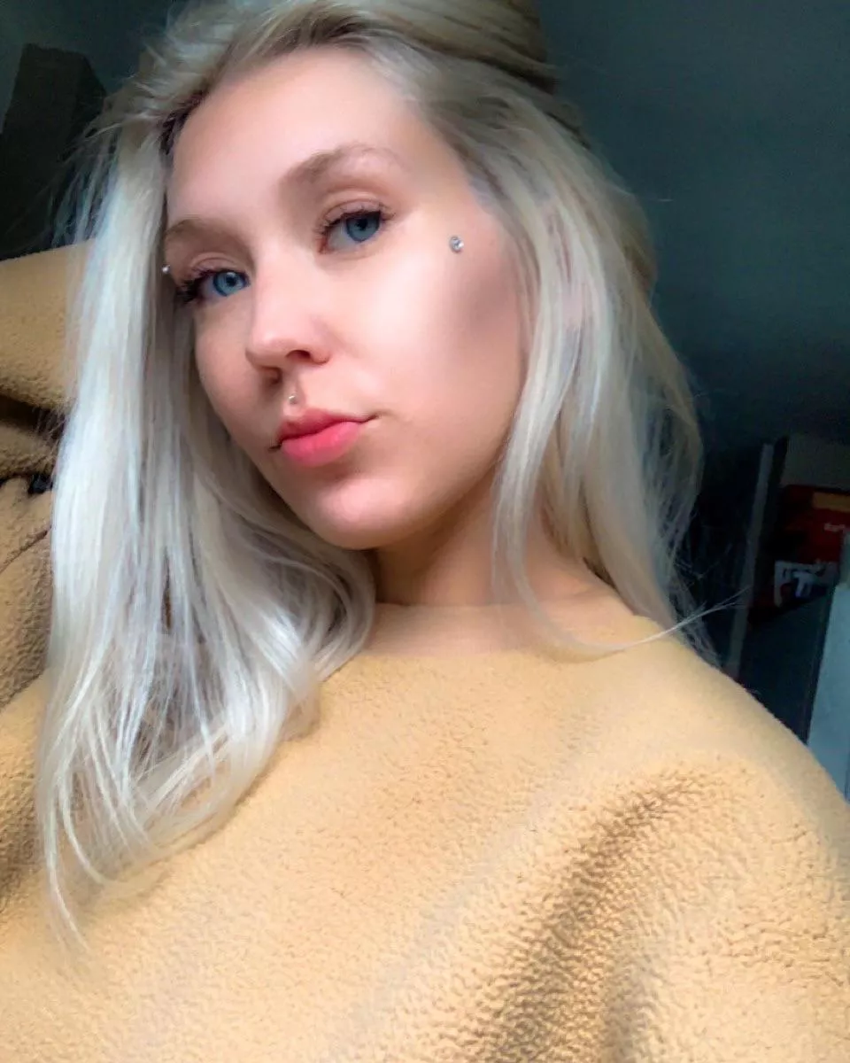 Hey babes, I hope today treated you all well 🤍