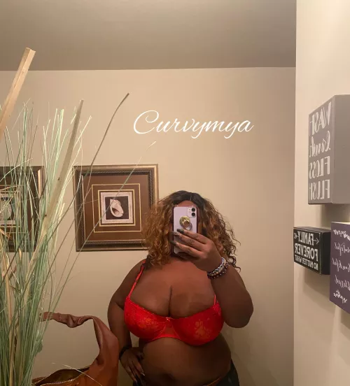 Hey baby what’s up with you handsome??