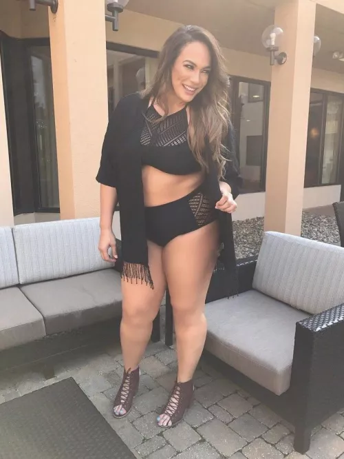 Hey big woman you gonna make a big man out of me