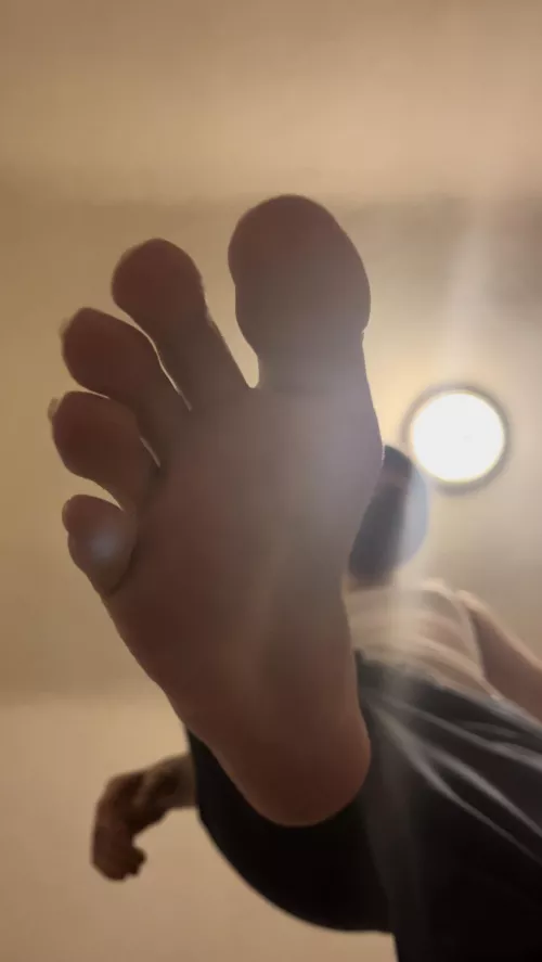 “Hey bro, you look stressed. Can I help you with a face massage?”