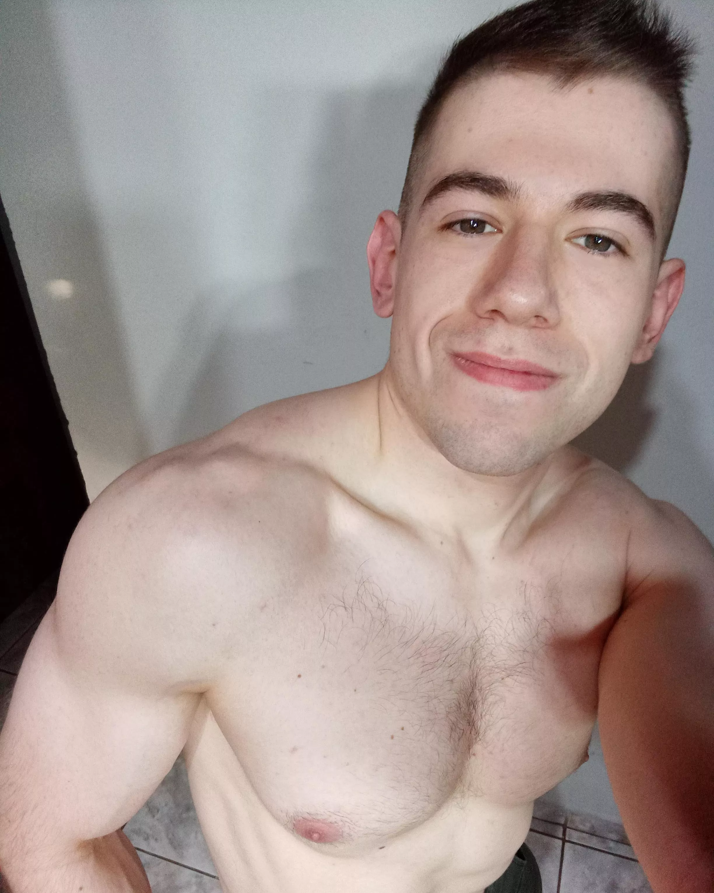 Hey bros! Usually a lurker, but wanted to say hi this time :) Hey bros! Usually a lurker, but wanted to say hi this time :)