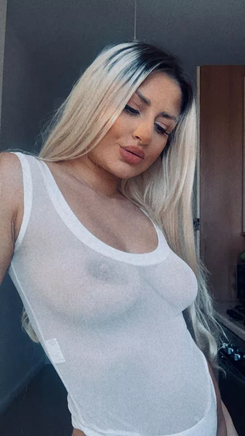 Hey come and see me on Chaturbate 😈