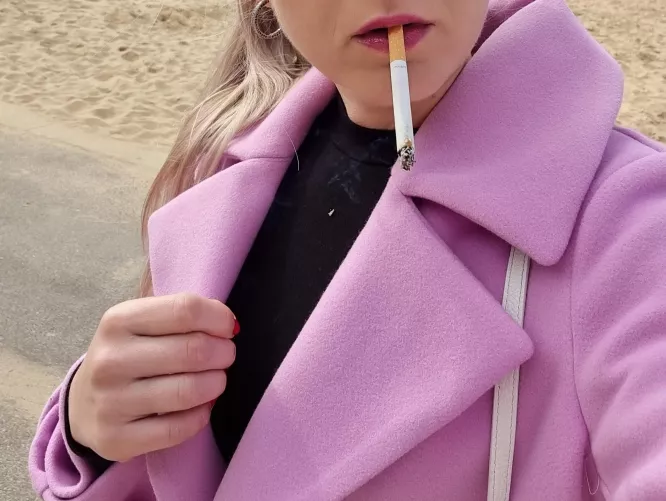 Hey, come do beaching with me?