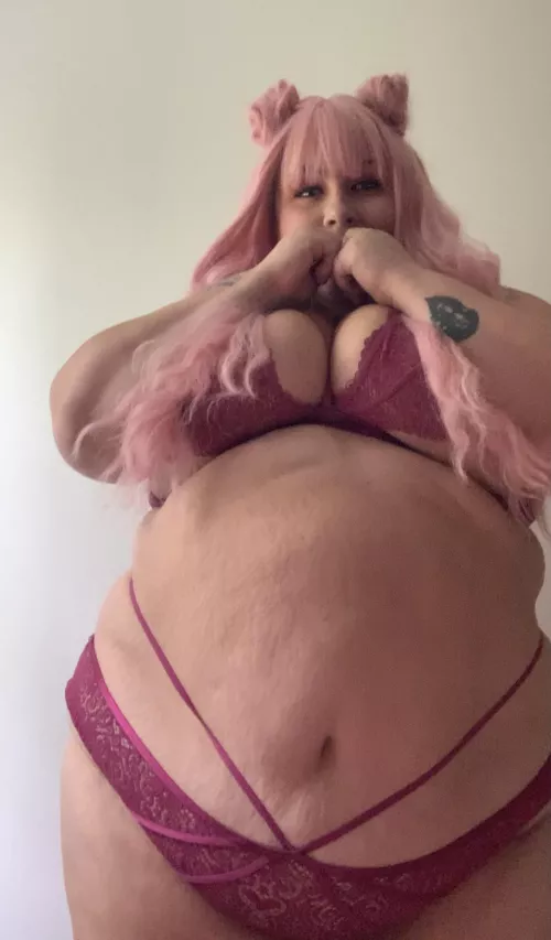 Hey daddy , message me and tell me which hole you’re filling first