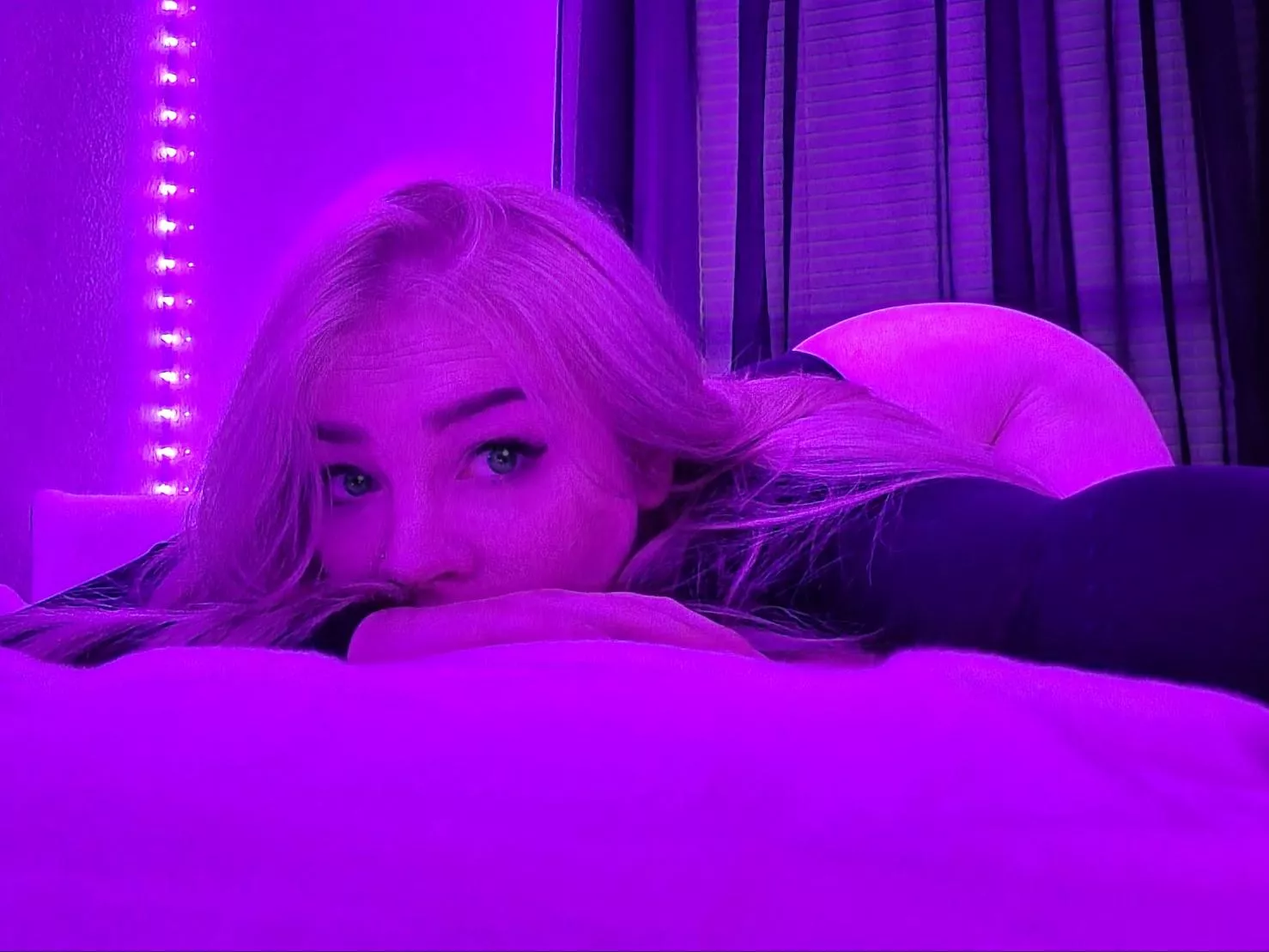 Hey demons it's me, ya girl