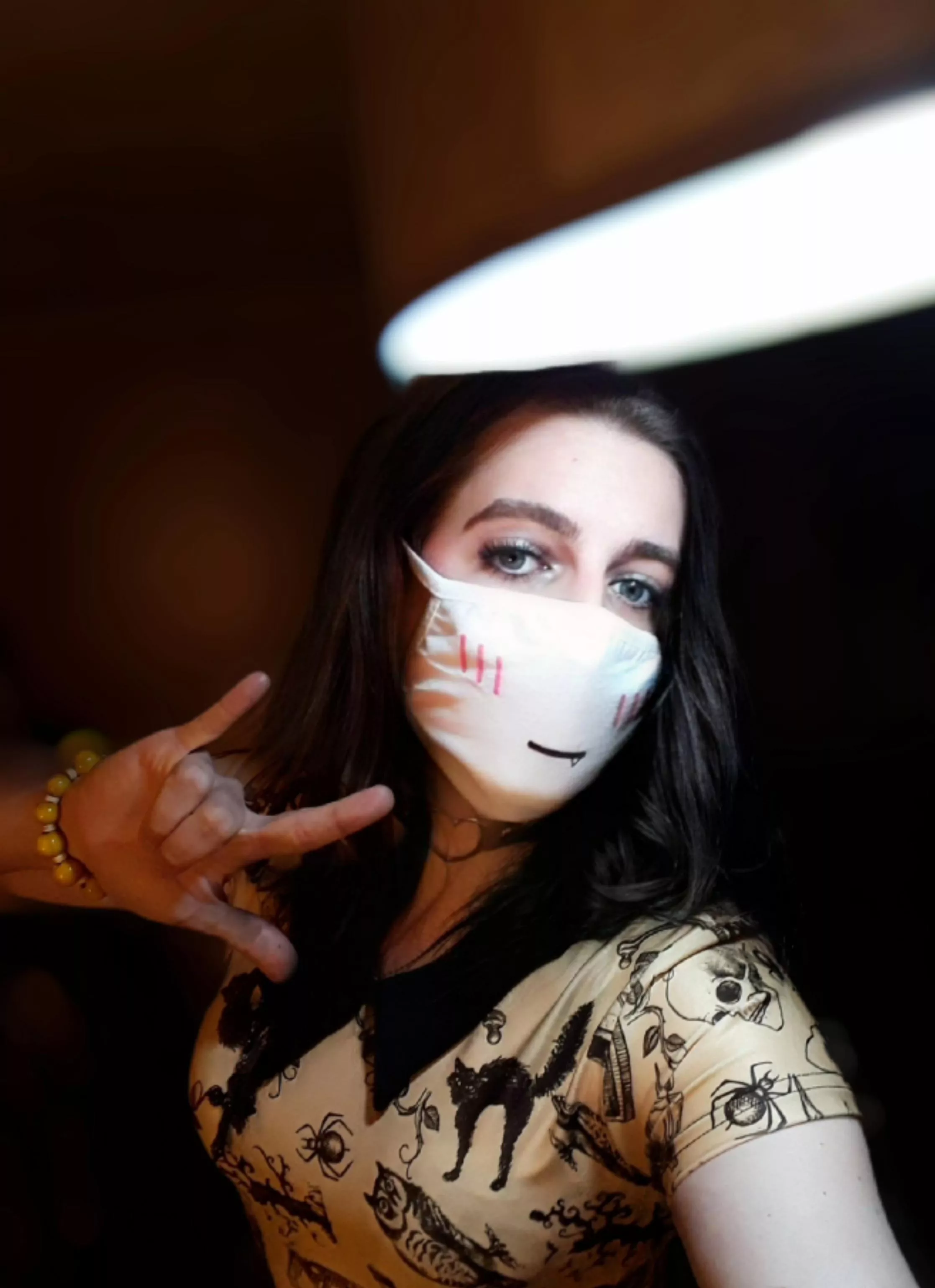 Hey guys, gals and non-binary pals! It's been a while, I could really use a confidence boost today. Tell me I'm cute, pretty please?