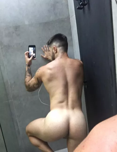 Hey guys, I have a promotion on my page, who can help me I will be very happy!!